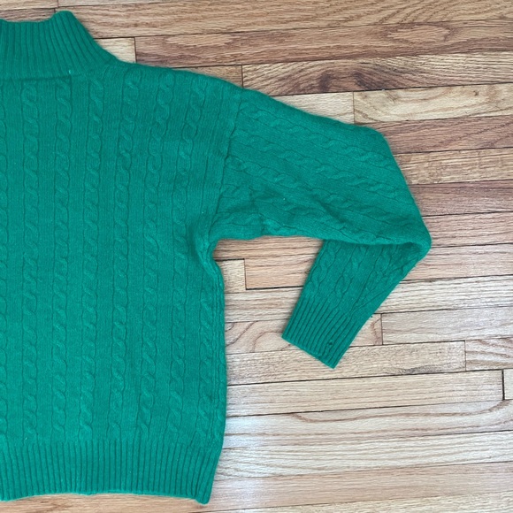Summit Hill - Green Sweater - Picture 9 of 11
